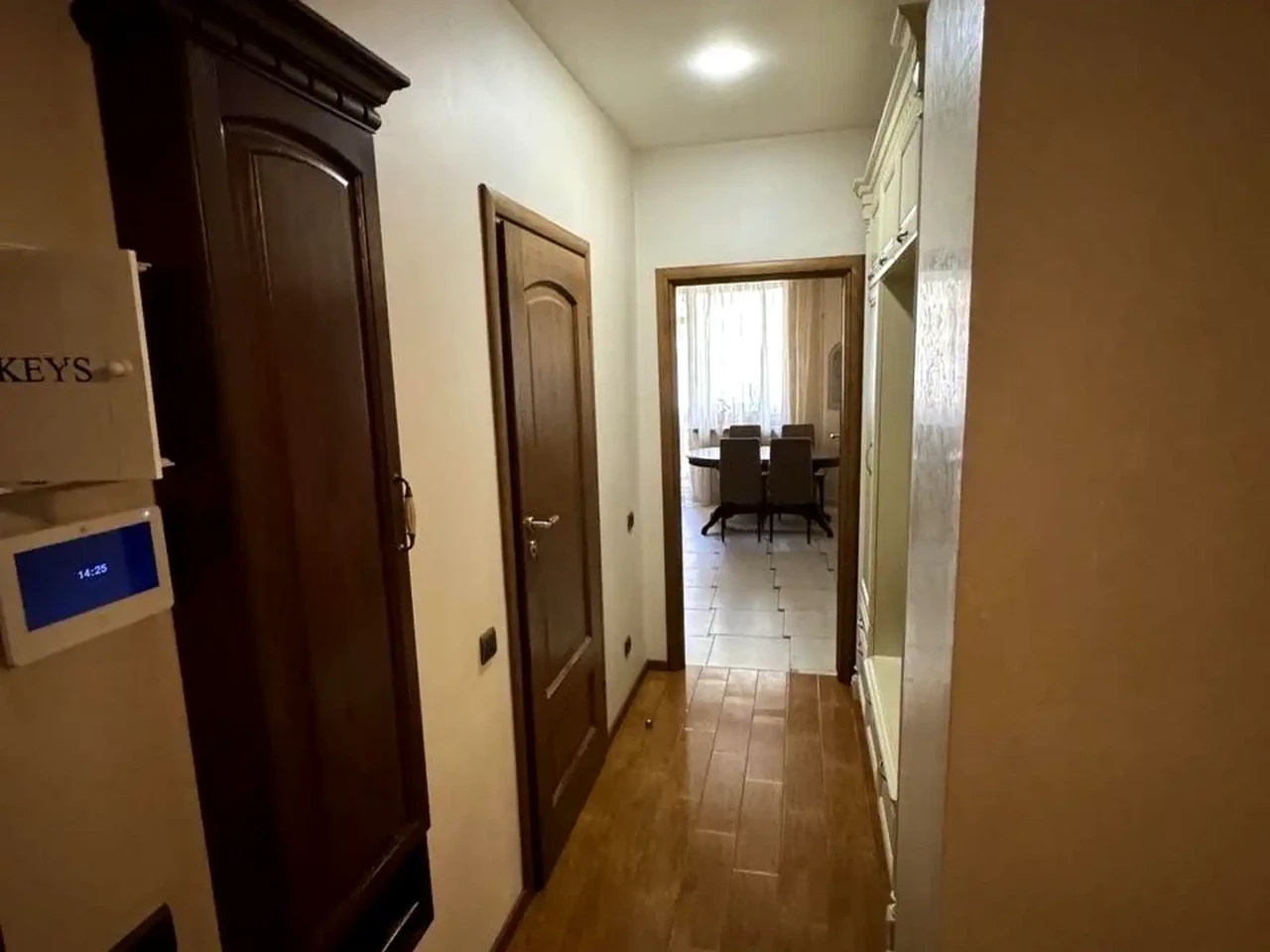 Rent 3-room apartment 134 m² on the 8th floor