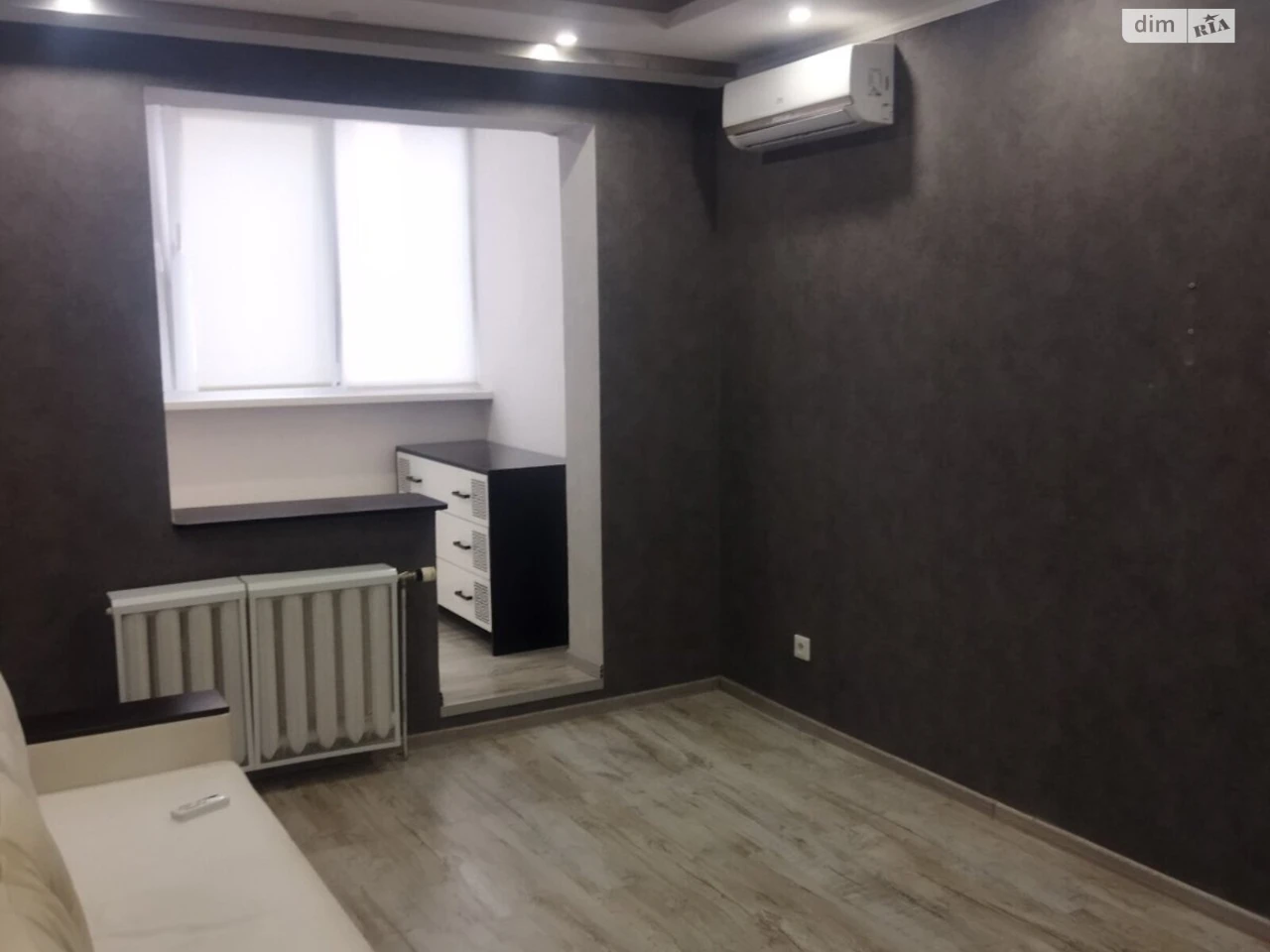 Long-Term Rental Apartment, Pозняки