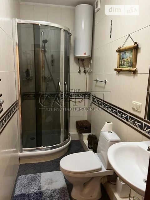 For sale 3-room apartment 101 sq. m. on Volynska Street 10 • ID 34680