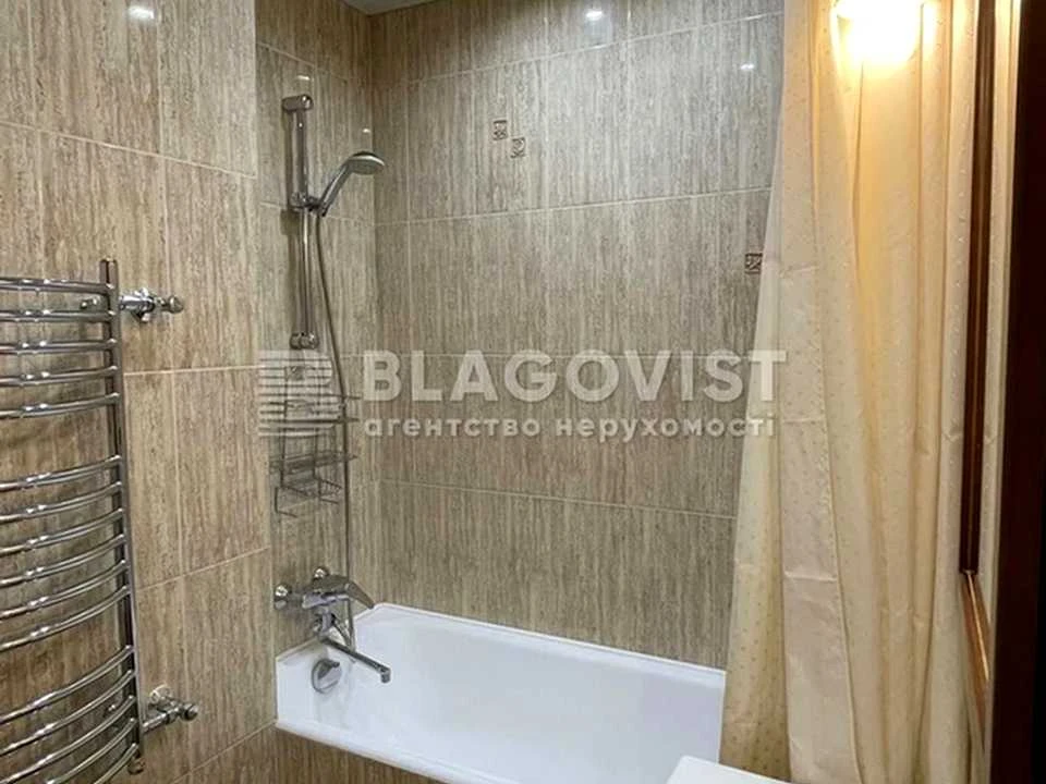 Квартира. Киев, площадь Лукьяновская