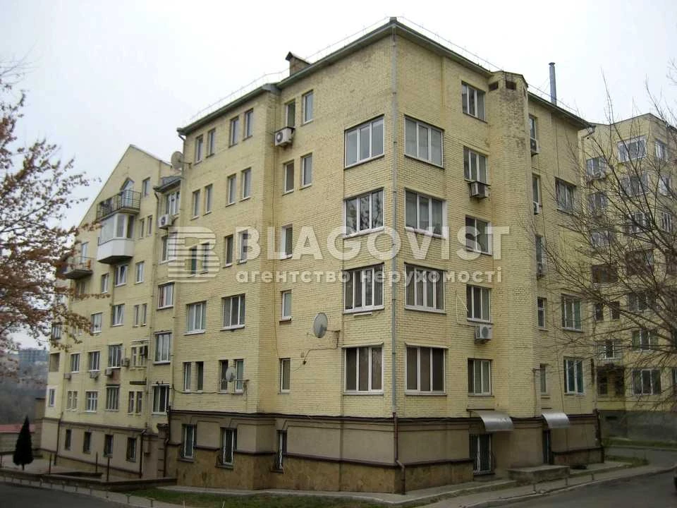 Квартира. Киев, площадь Лукьяновская
