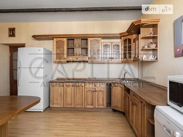 Продаж 3к квартири 115 кв. м на просп. Володимира Івасюка 24