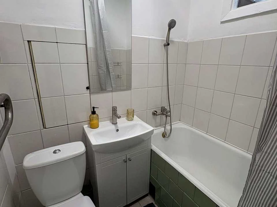 Apartment. Sergyi Korolyova Street, Lviv