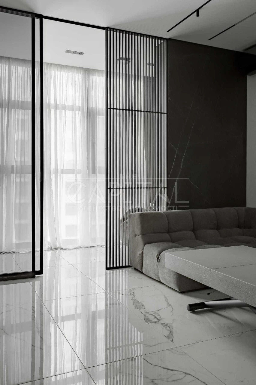 Sale of a stylish 3-bedroom apartment in the ЖК Новопечерські Липки complex