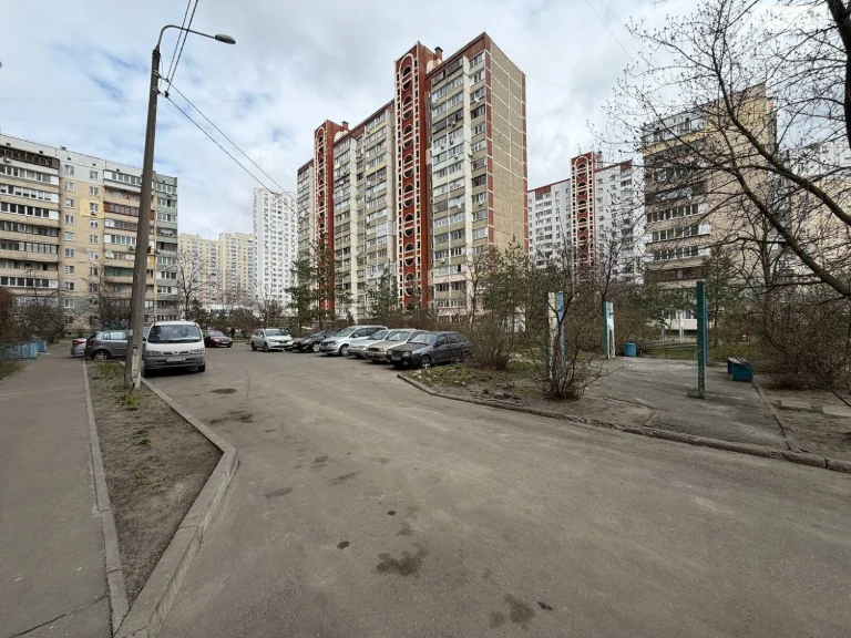 Продаж Квартира Деснянський