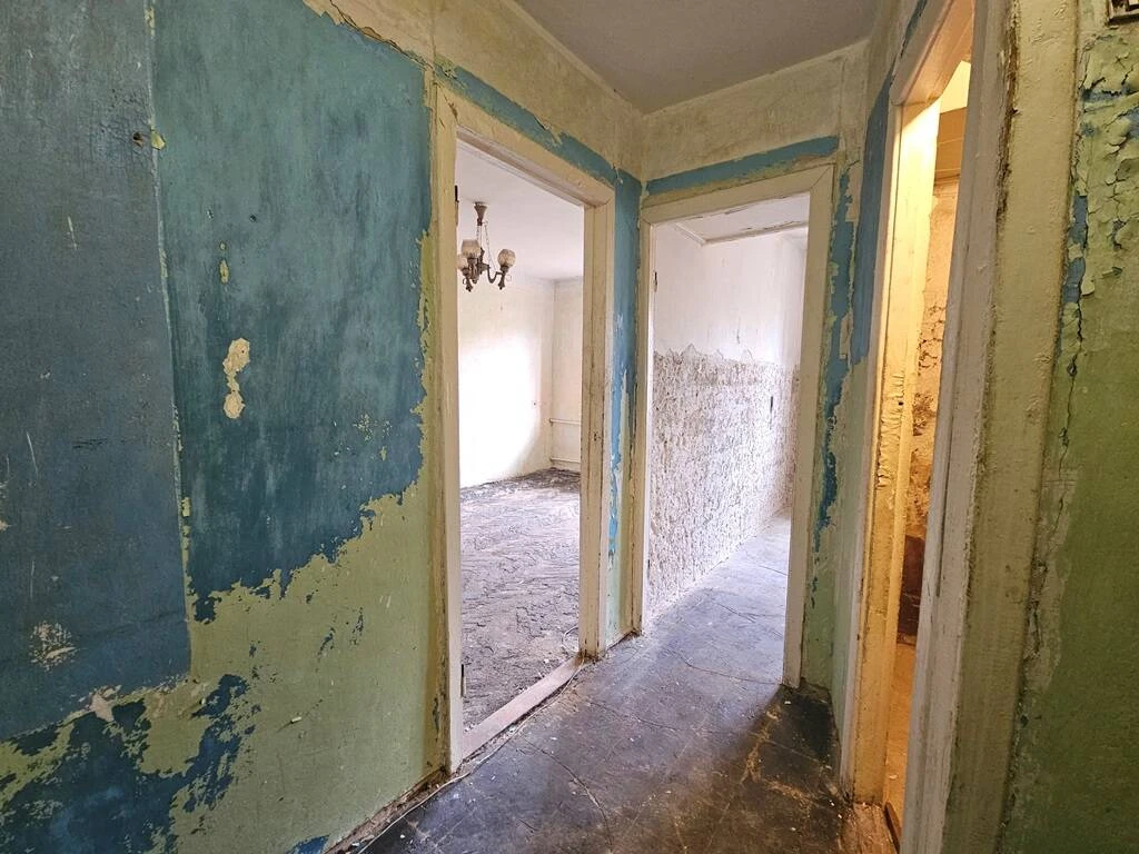 Без комиссии. Продажа 2-комнатной квартиры 45 м². Под капремонт.