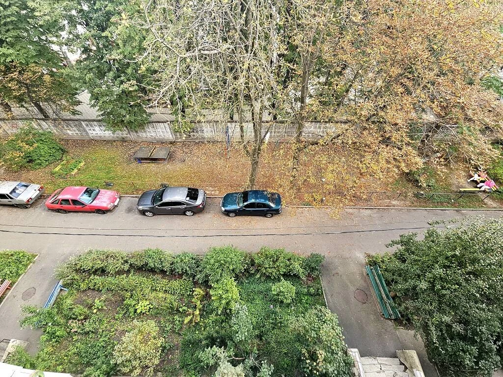 Без комиссии. Продажа 2-комнатной квартиры 45 м². Под капремонт.