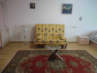 Бажана,30 спецпроэкт. 65м.кв.цегла. без %.