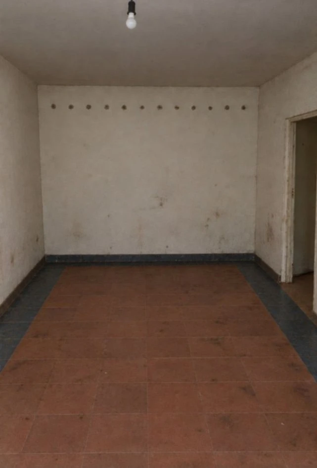 For Sale: 2-bedroom apartment in residential area "Topol-3"