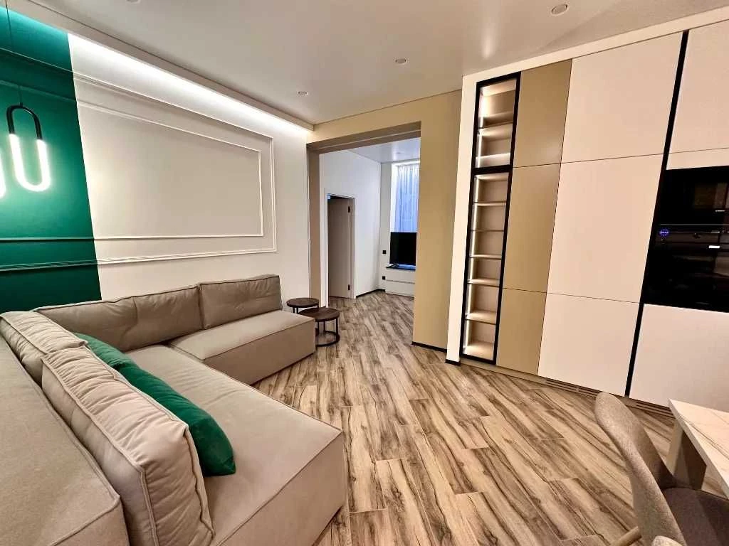 Продажа 3-комнатной квартиры в ЖК Comfort City Рибинский