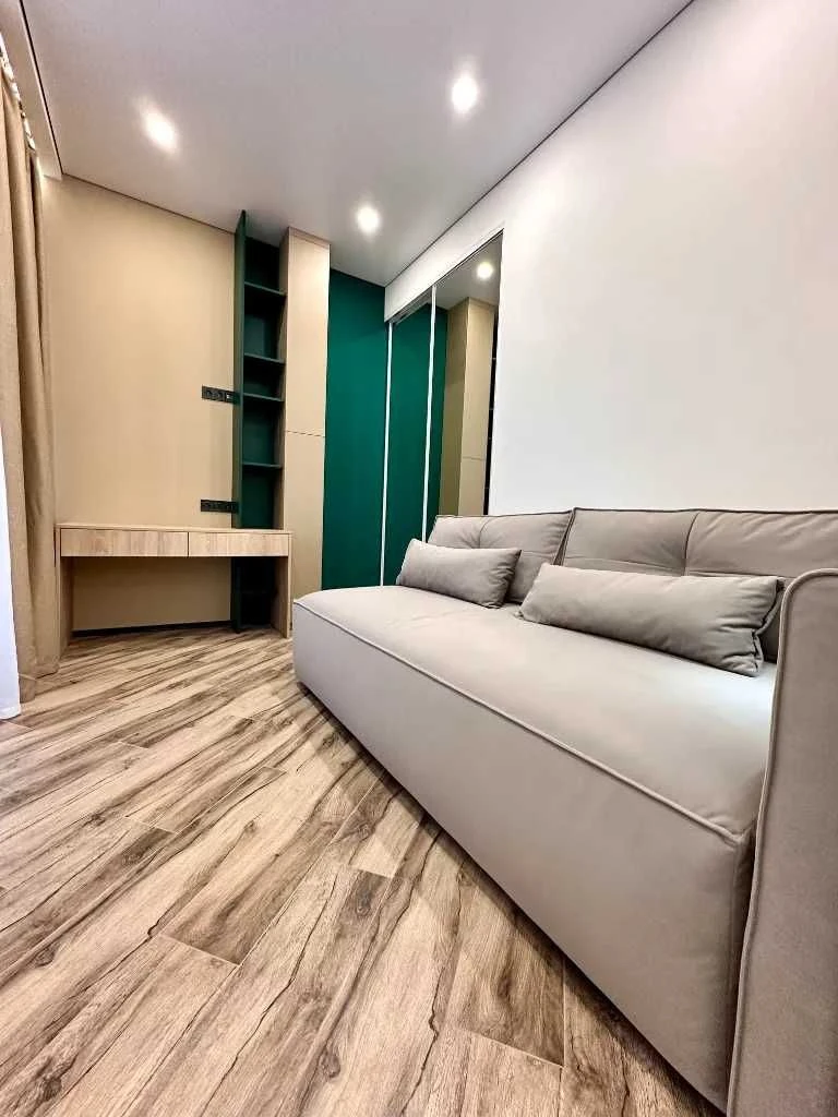 Продажа 3-комнатной квартиры в ЖК Comfort City Рибинский