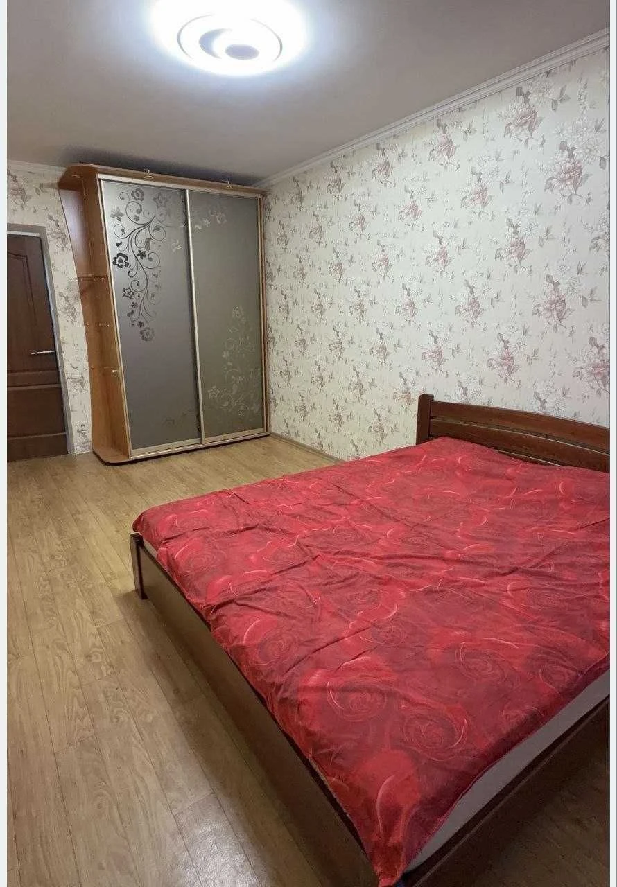 Продается 2-комнатная квартира по адресу: ул. Сечевых Стрельцов, 90