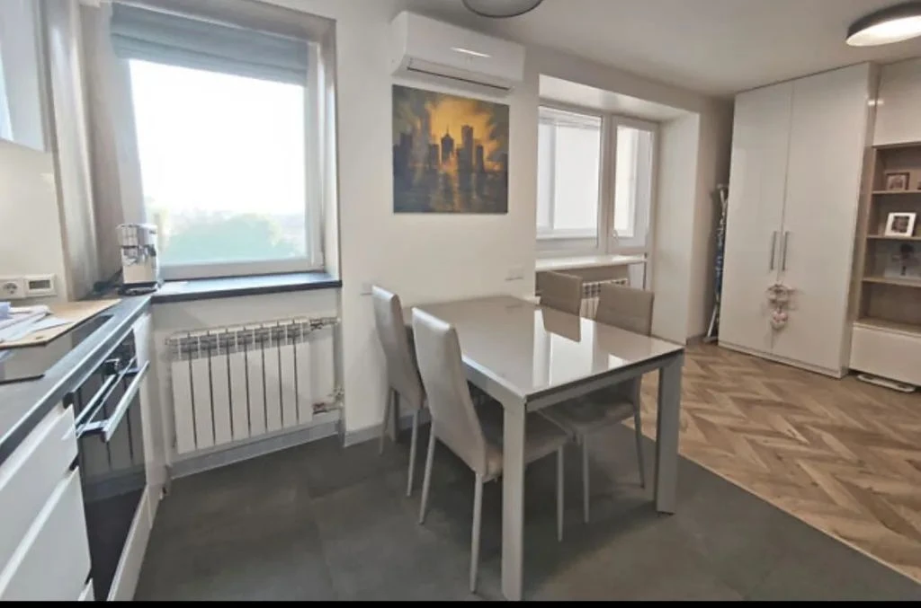 Продам 1-кімнатну квартиру, Центр (Жовтневий)