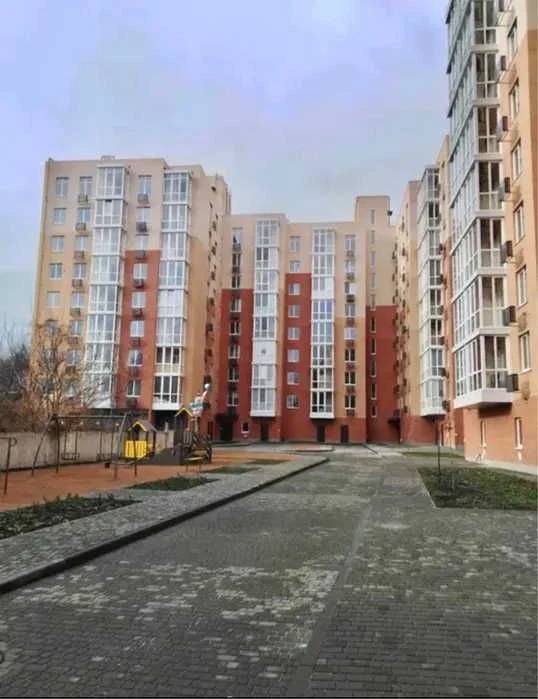 Продается квартира в ЖК "Затишний"