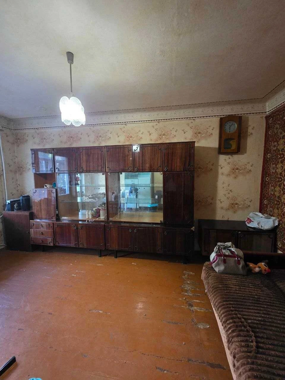 Продам 1 комнатную квартиру пр. Поля 135 Б