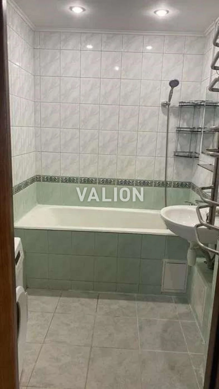 4-room apartment for sale, Mykolaiv St. 17