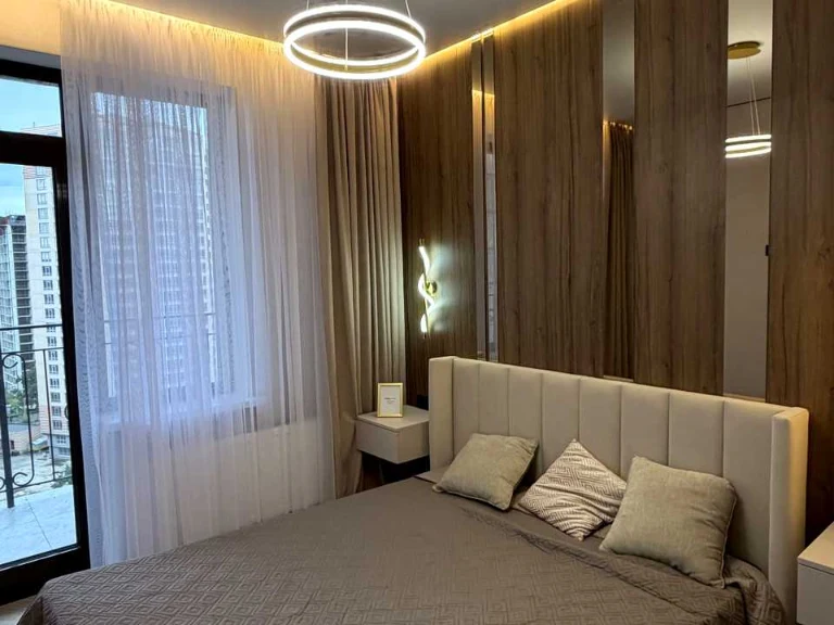 Apartment. Odesa, Genueska st.