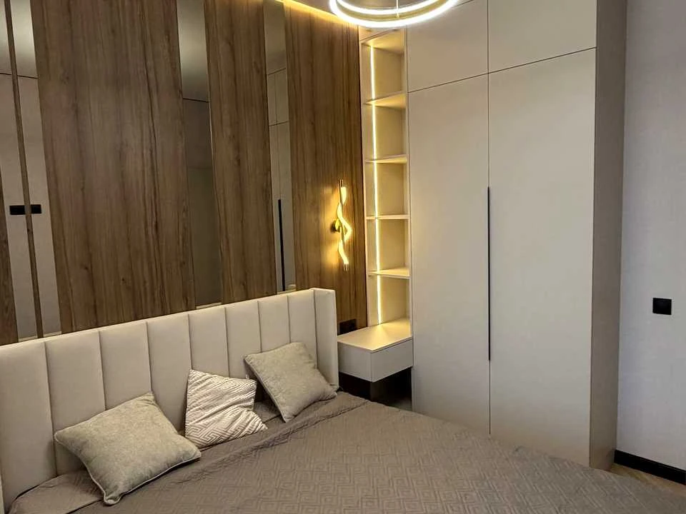 Apartment. Odesa, Genueska st.