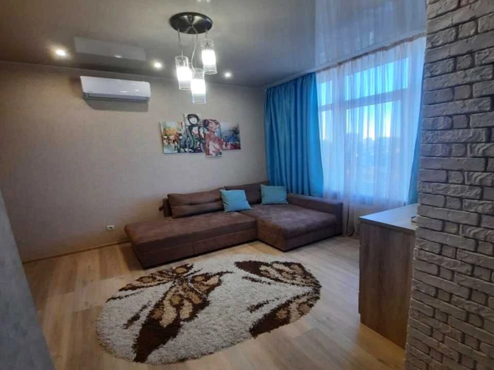 Apartment. Odessa, Valeriy Samofalova Street