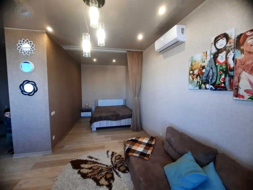 Apartment. Odessa, Valeriy Samofalova Street