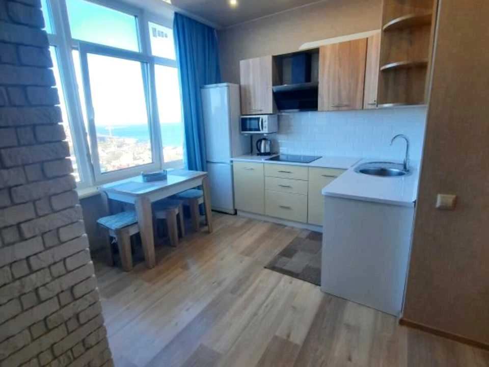 Apartment. Odessa, Valeriy Samofalova Street