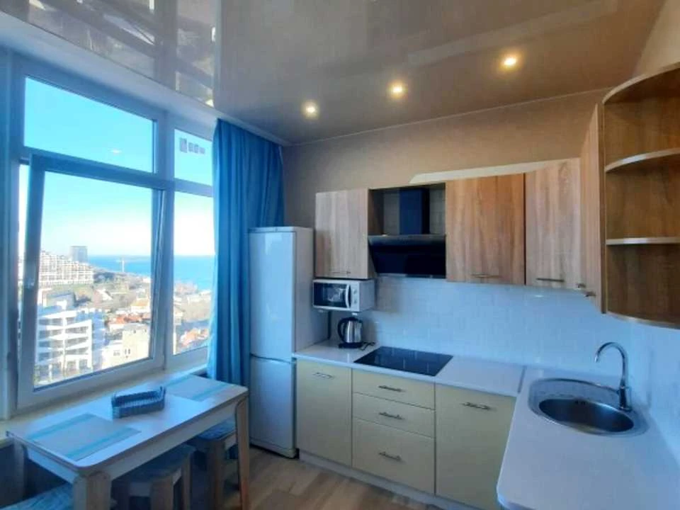 Apartment. Odessa, Valeriy Samofalova Street