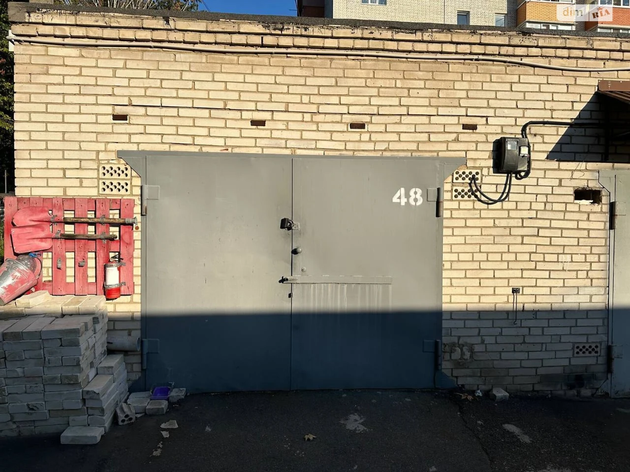 Garage Space for Sale in the "Vishenka" Garage Cooperative