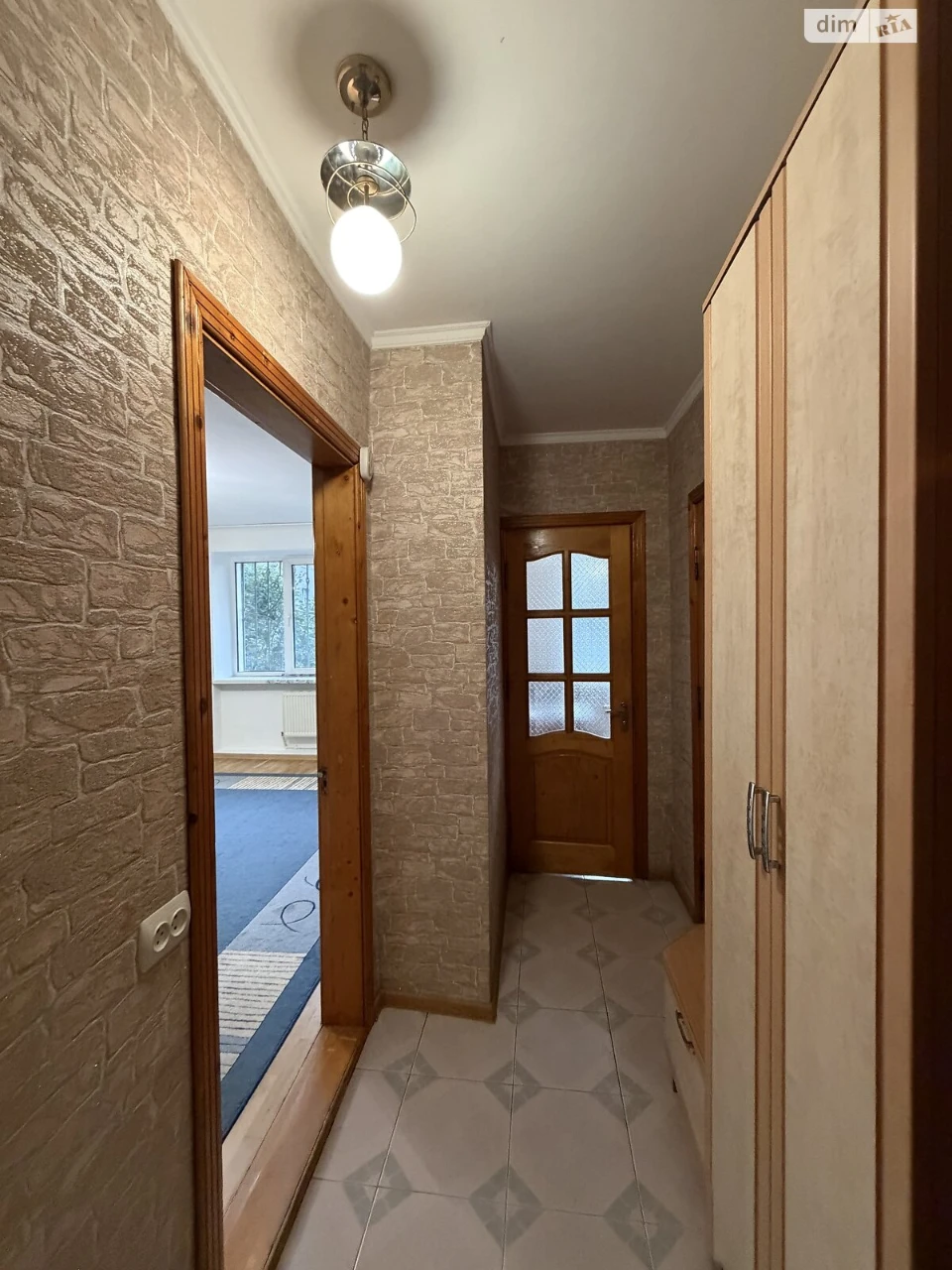Sale of Apartment at Konovalets Chernovol