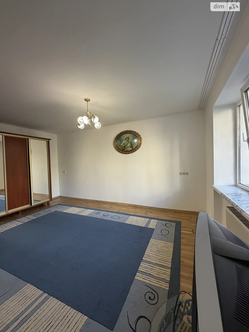 Sale of Apartment at Konovalets Chernovol