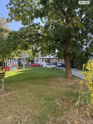 Sale of Apartment at Konovalets Chernovol