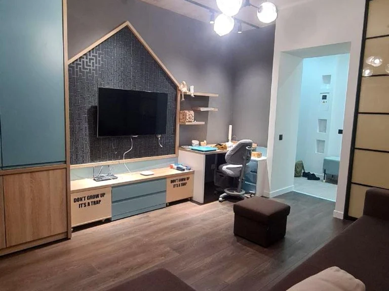 Apartment. Kharkiv, Heorhiia Tarasenka St. (Plekhanivska)