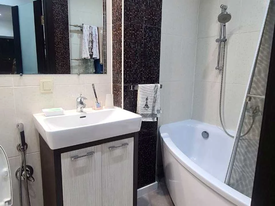 Apartment. Kharkiv, Heorhiia Tarasenka St. (Plekhanivska)