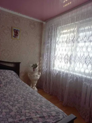 Квартира 3 кімнатна на полевій. з меблями.