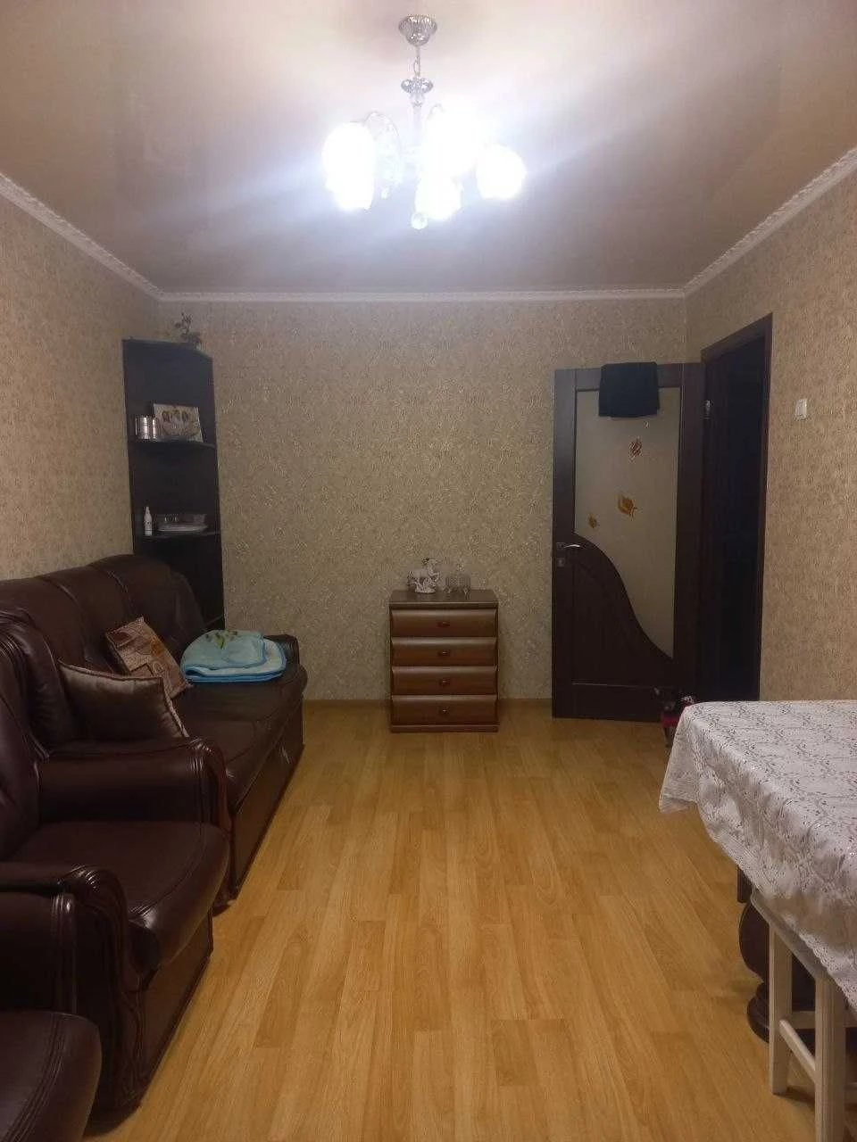 Квартира 3 кімнатна на полевій. з меблями.
