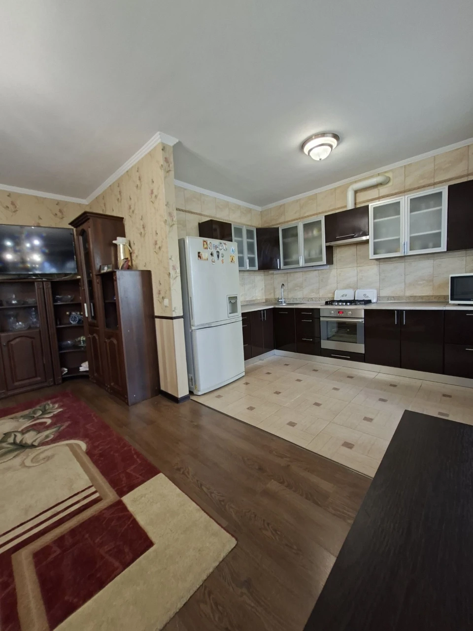 Продається затишна 3-кімнатна квартира в новому будинку