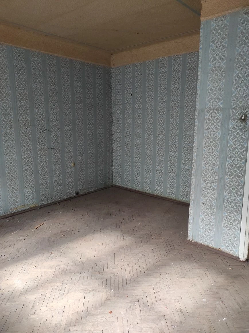 For Sale: 2-Room Apartment in the Center