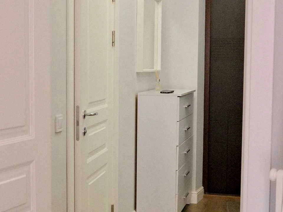 Квартира. Київ, Сім'ї Кульженків вул.