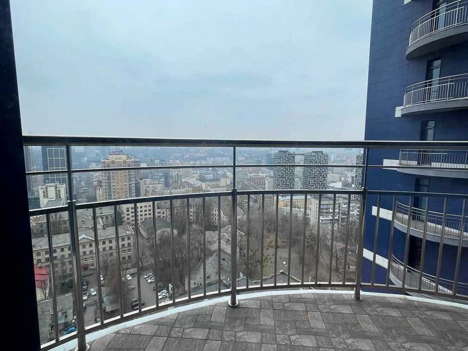 Квартира. Киев, проспект Лабораторный