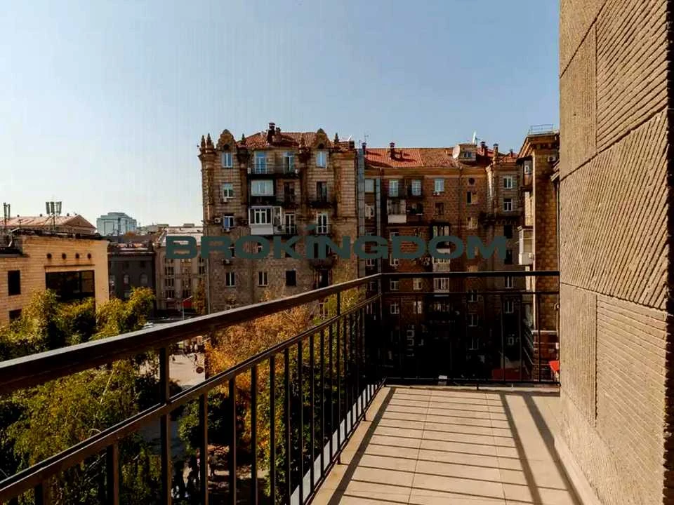 Квартира. Киев, улица Хрещатик
