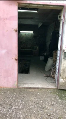 дві поверхи, гараж