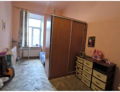 Продажа: Квартира, 3-х комнатной, на ул. Січовых Стрільців, 8.