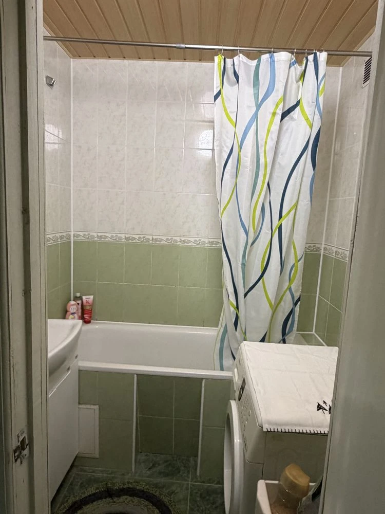 Sale of a 3-room apartment, Volodymyr Street