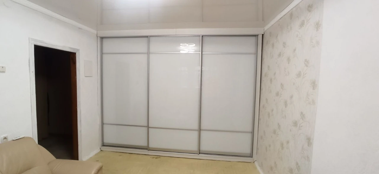1-bedroom apartment on the first floor