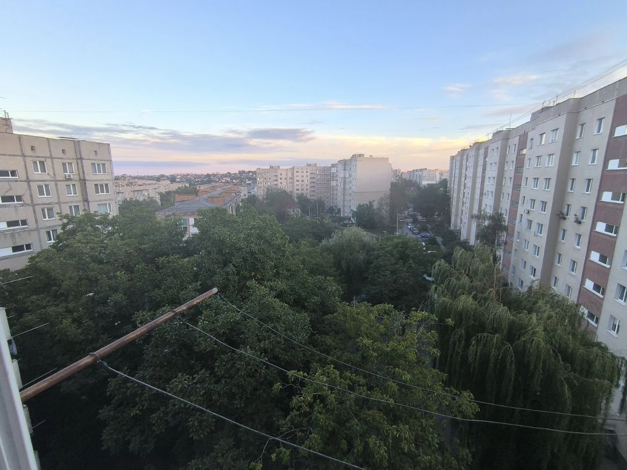 Без комісійних для агенції нерухомості  продається двокімнат