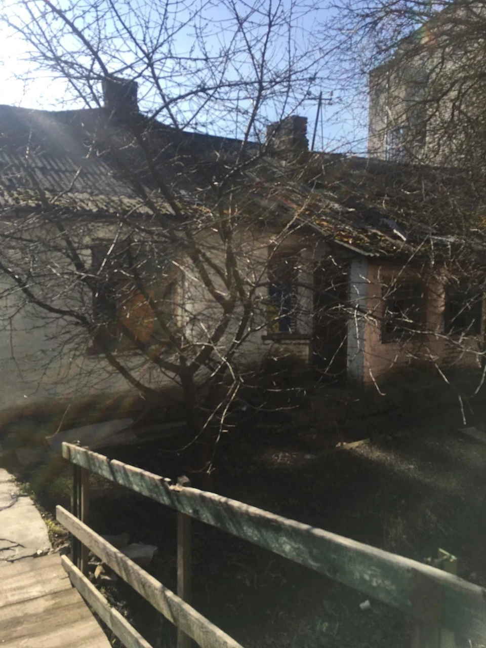 Квартира на землі під реконструкію