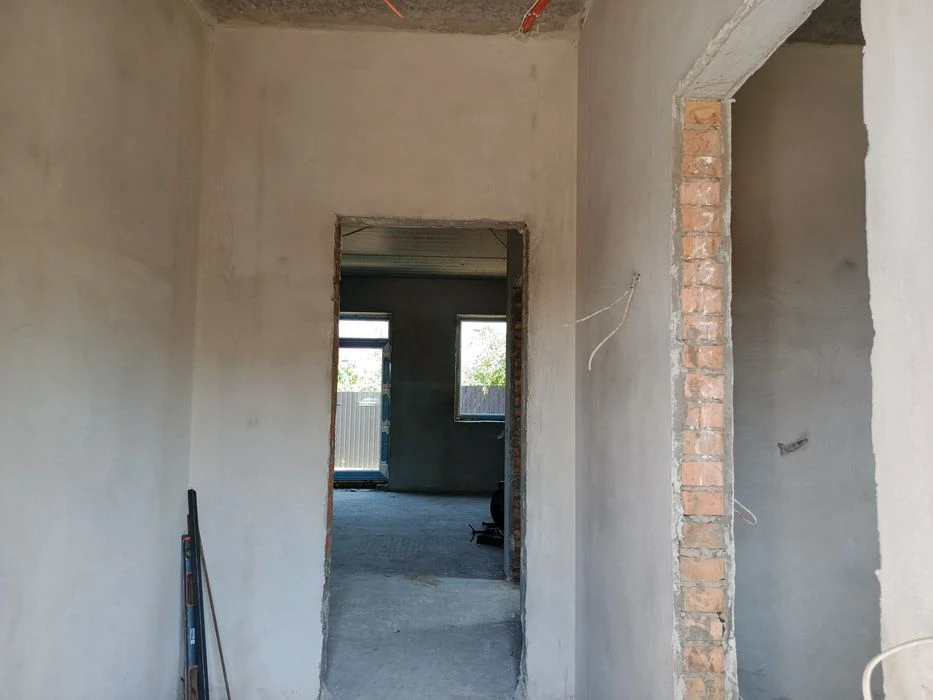 Двоповерховий будинок здача в чистовому стані , Без комісії