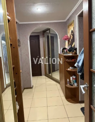 Продажа 2-комнатной квартиры на улице Мукачевская, 14