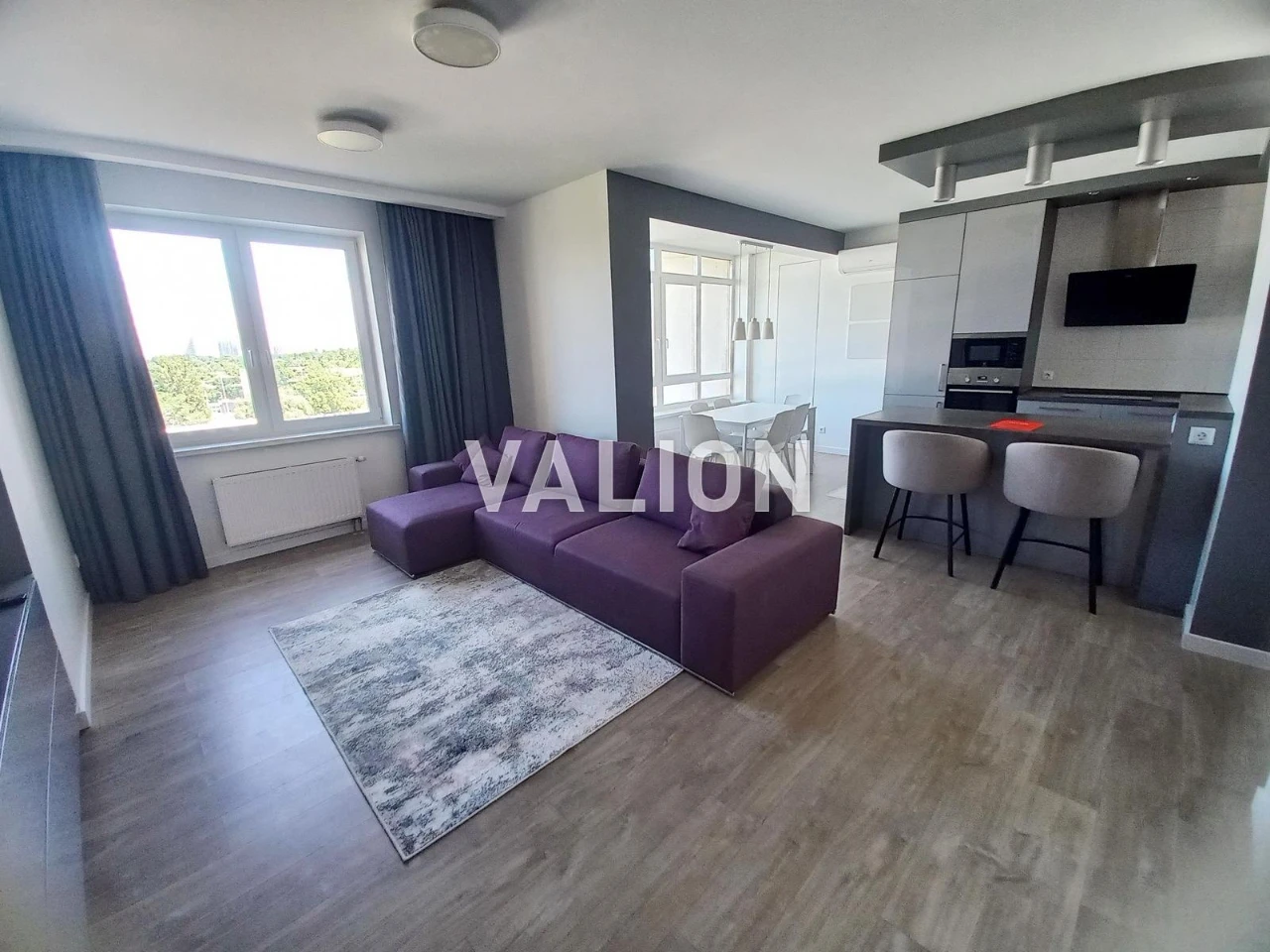 For Sale: 3-Room Apartment, Akademika Glushkova Avenue, 9D, Metro