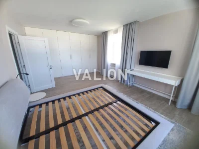 For Sale: 3-Room Apartment, Akademika Glushkova Avenue, 9D, Metro