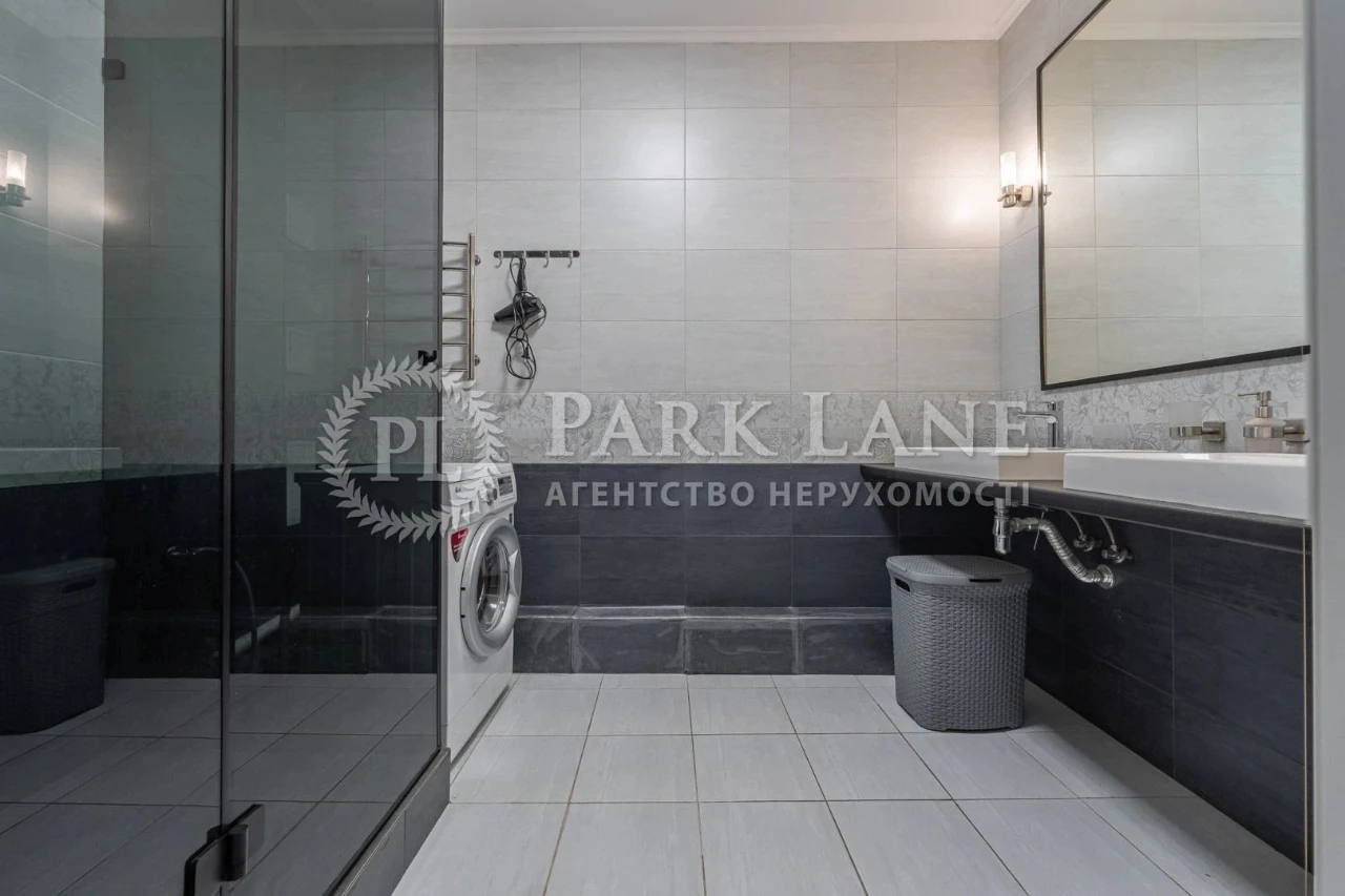 Sale of an apartment on вулиця Максимовича Михайла (Трутенка Онуфрія)